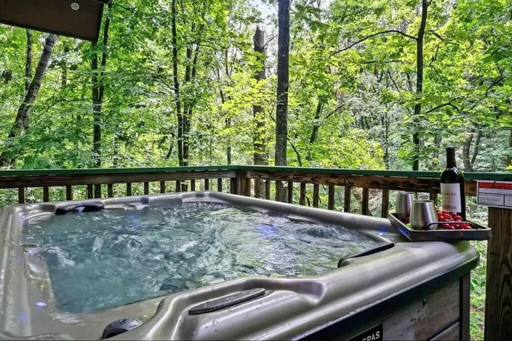 Вілла Beary Peaceful Smokies Retreat: Hot-Tub & Pools Піджен-Фордж Екстер'єр фото